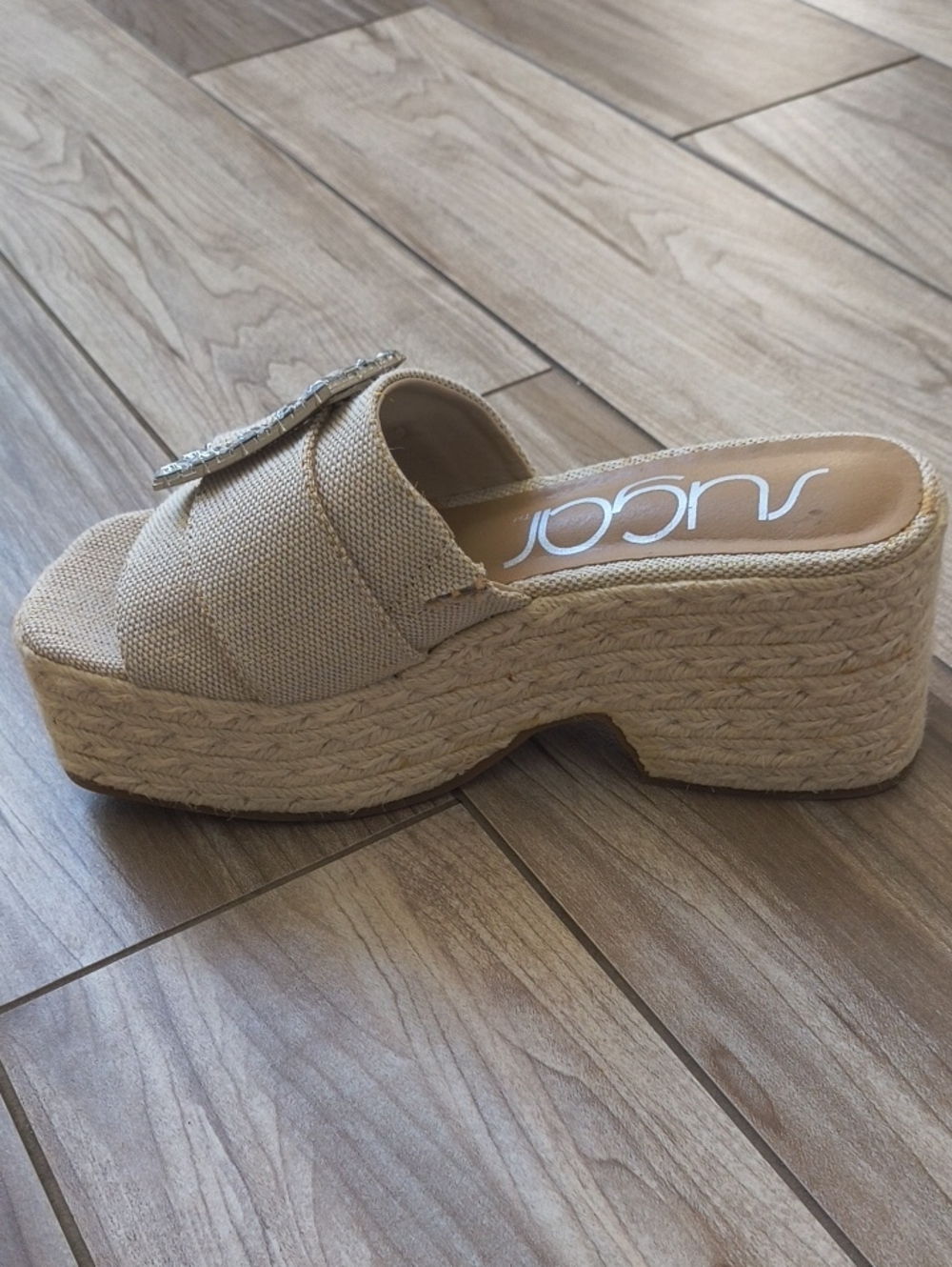 Platform Slides 🤍 - Picture 3 of 8